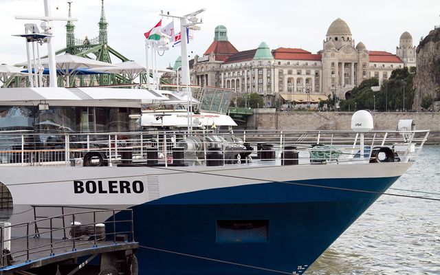 BOLERO von Nicko Cruises