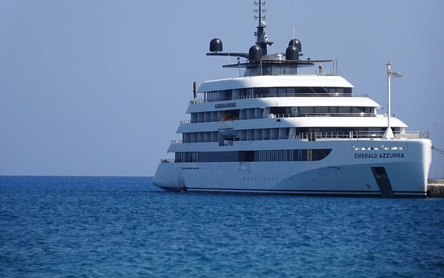 Emerald Azzurra von Emerald Cruises