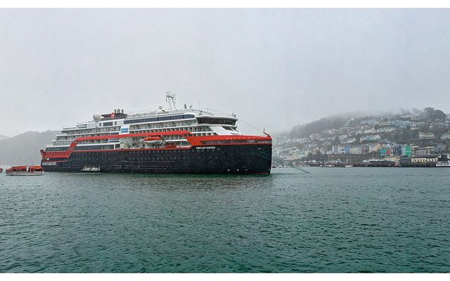 MS Fridtjof Nansen von HX Expeditions