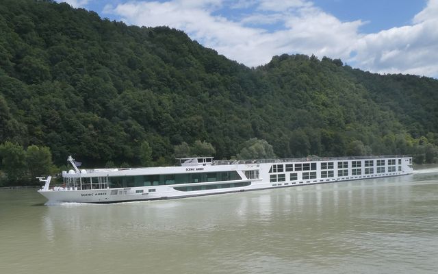 Scenic Amber von Scenic Luxury Cruises & Tours