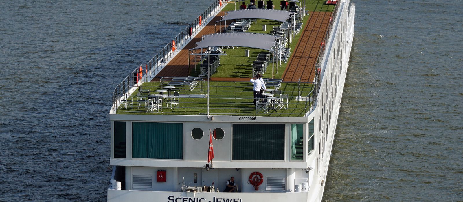 Scenic Jewel von Scenic Luxury Cruises & Tours