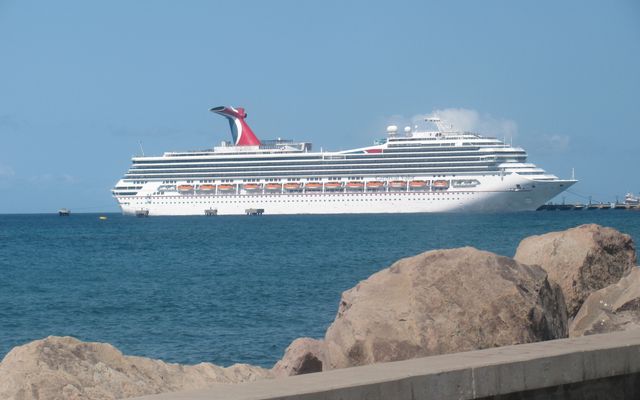 Valor von Carnival Cruise Line